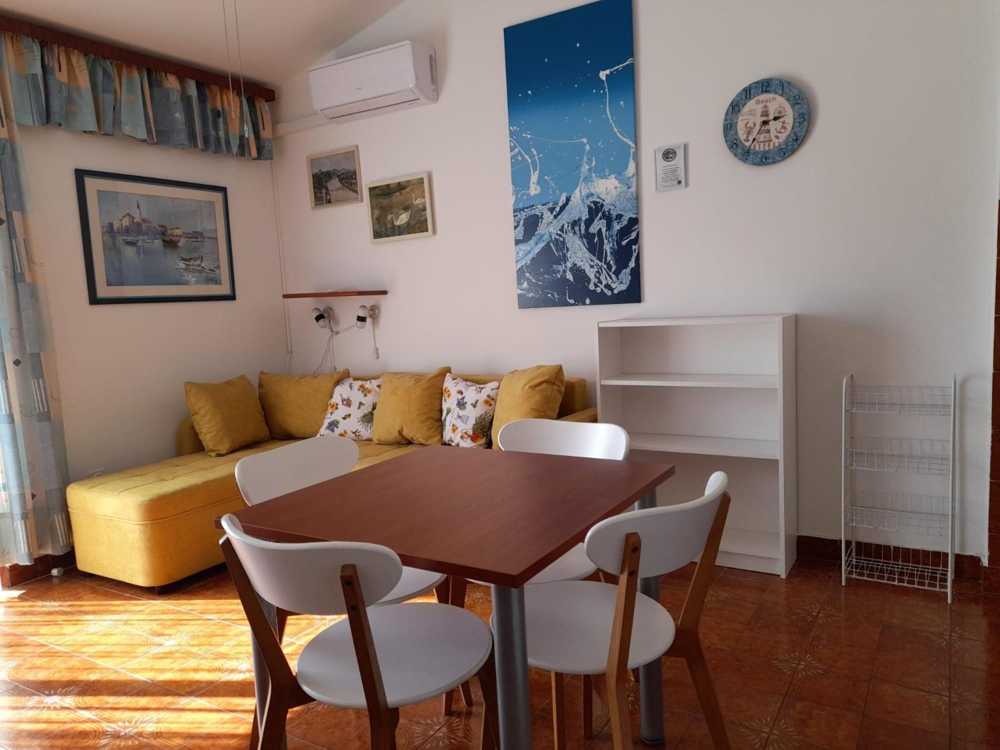 Apartments Mirjana 诺维·维诺多尔斯基 外观 照片